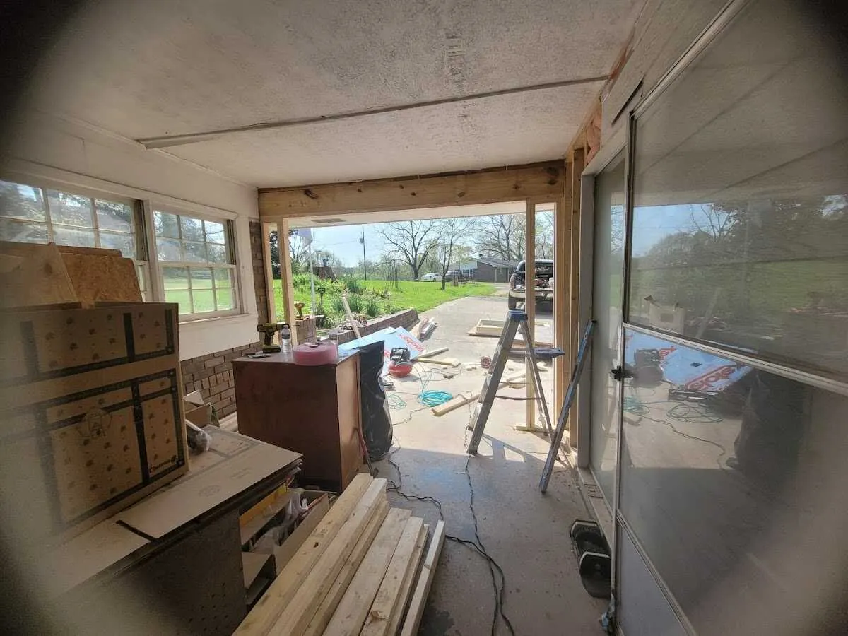 Air movers and dehumidifier for Drying & Dehumidification in Diamondhead